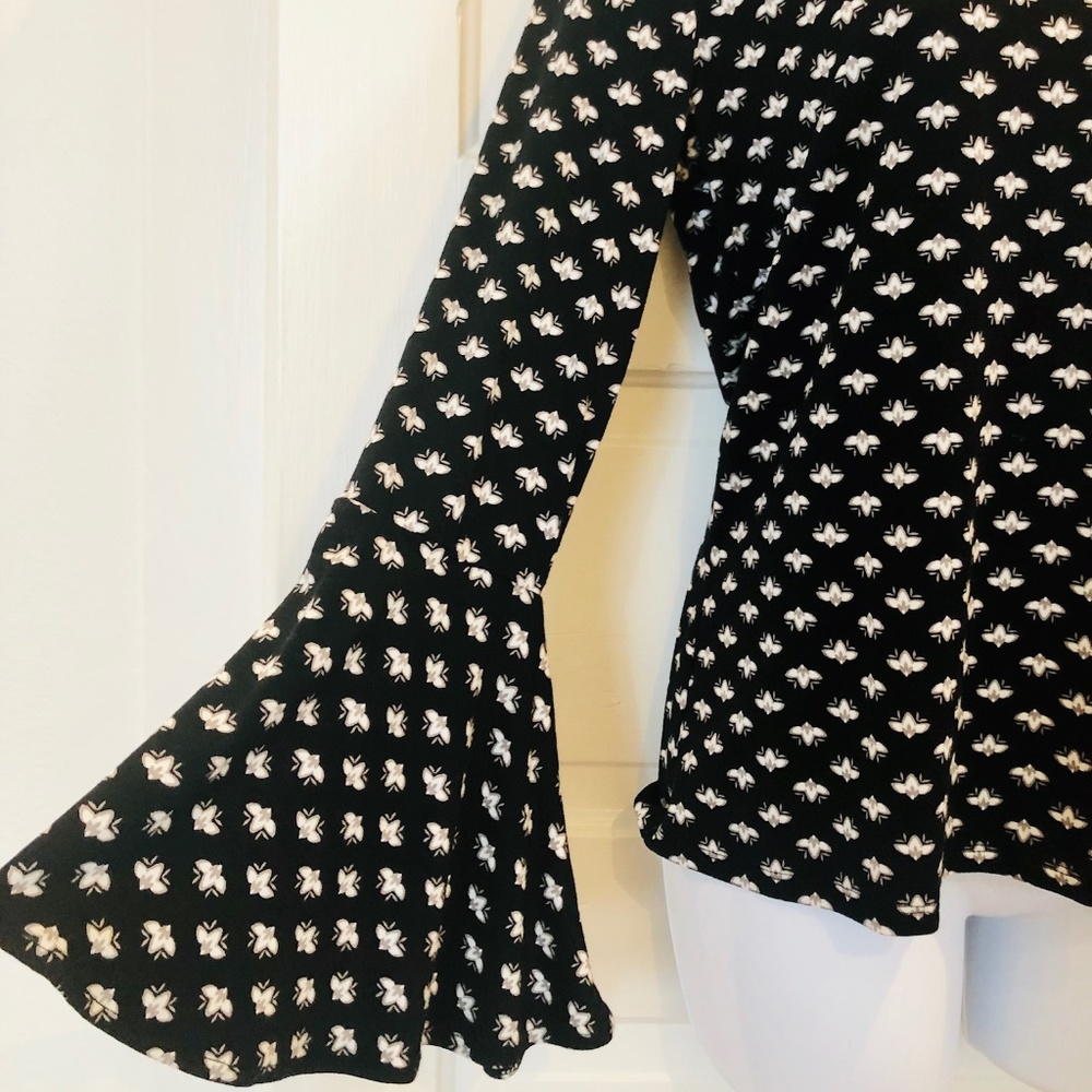 Adrianna Papell Printed Knit Bell Sleeve Top - Picture 5 of 7